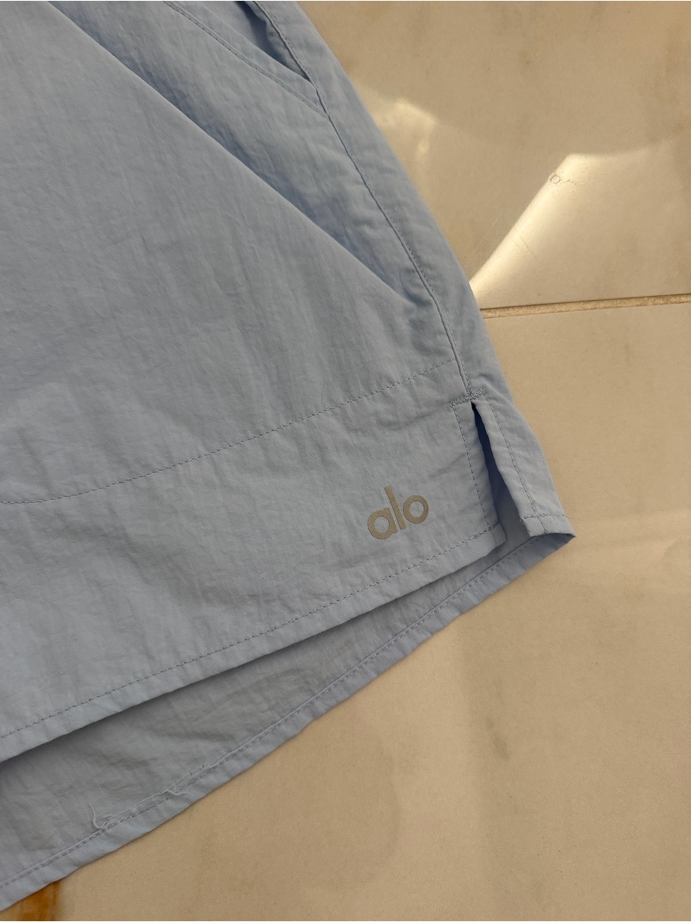 ALO Yoga alumni Seashell Blue Elastic Waist Drawstring Athletic Shorts - Picture 4 of 6
